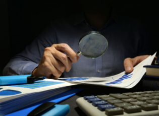 Serviços de Contabilidade para Empresas de Investimento no Exterior